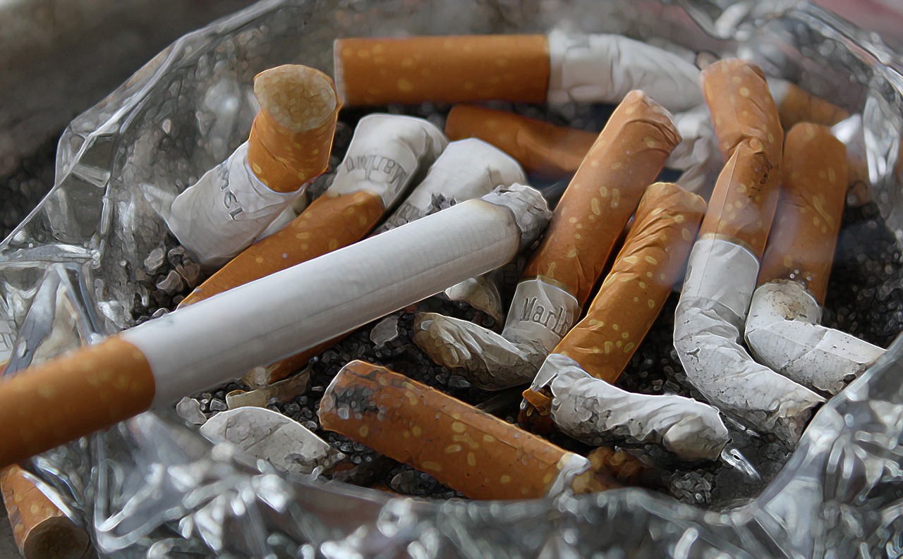 To assess exposure to cigarette smoke, the team looked at levels of cotinine, which can be detected in blood, urine and saliva