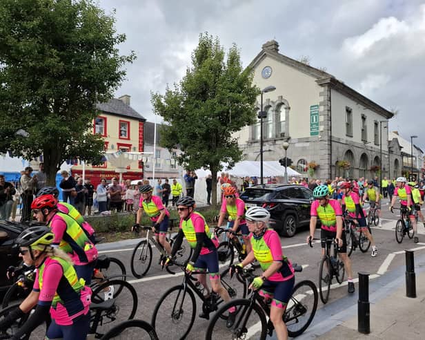 Crowds flood into Cashel during the Spin for Noreen