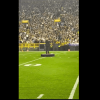 Tipperary singer wows crowd with The Star Spangled Banner at Green Bay Packers v Panthers NFL game