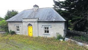 Moneygall cottage for sale in Youbid.ie, near Roscrea 