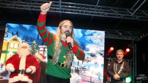 Christmas in Tipperary: Huge crowds turn out for switching on of Nenagh's lights