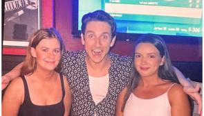 Ex RTÉ star has 'full circle moment' with Irish fans in a bar in Australia 