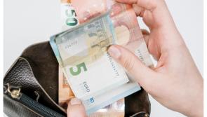 OPINION: Huge EuroMillions win shines light on Irish people stressing over bills