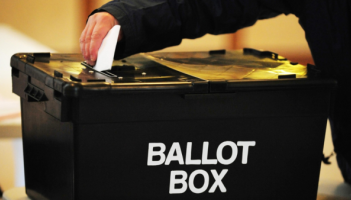 Minister O’Brien urges graduates to register for future Seanad Elections