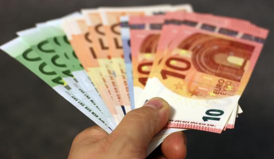 Thousands across Ireland could be in line for social welfare payment worth over &euro;1,500