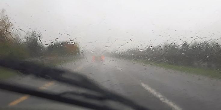 Ireland braced for thunder, sleet and hail in Met &Eacute;ireann's wild weekend weather forecast