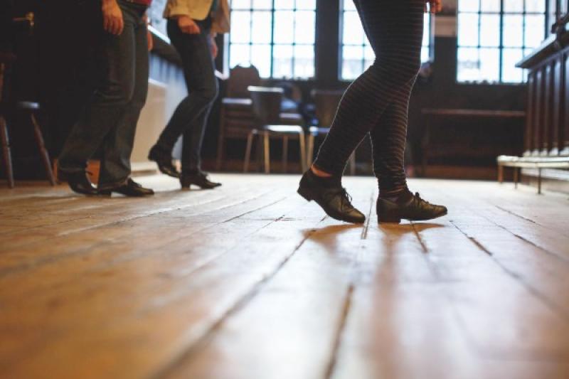 Mind the dresser: Nenagh's Club Rince set dancing club back in the swing  with new classes