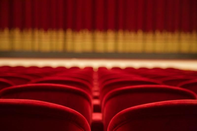 Pantomime Industry calls for clarity as latest advice 'could ruin an industry for Christmas'