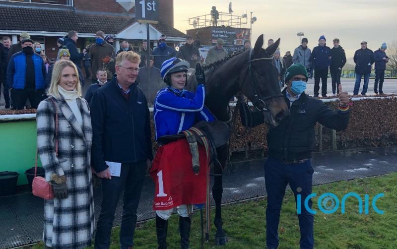 Energumene still unbeaten over fences after impressive Cork win 