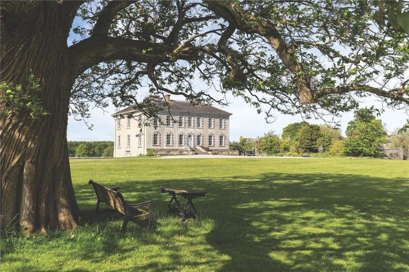 WOW: Huge Tipperary estate goes on the market for whopping €8.5 million