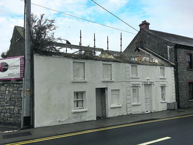 Nenagh councillor brandishes vacant property renovation grant as an 'insult'