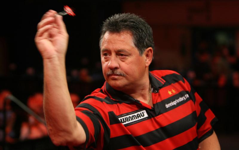 World Darts Championship: Dennis Priestley on Ally Pally favourites and an 'unusual' on-stage experience