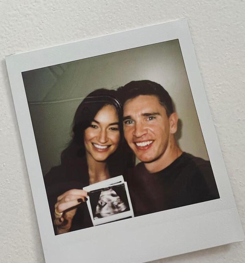 Tipperary hurling legend expecting first baby with former Miss Universe Ireland partner 