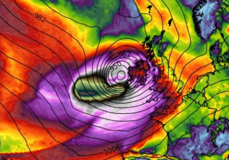 LIVE: Track of Storm Éowyn shows counties at RED WARNING risk amid Met Éireann update
