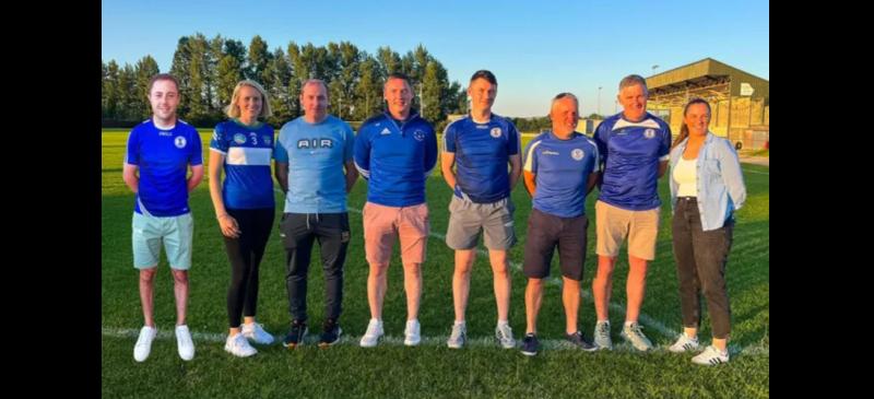 Eight members of Tipperary GAA club are to take to the skies and skydive in novel fundraiser!