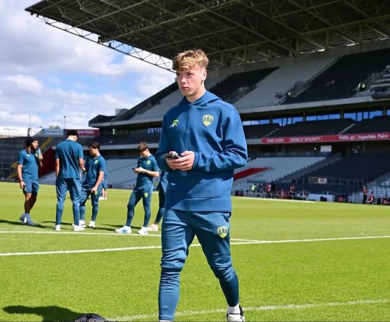 Roscrea rejoices as Brody Lee selected to play for Ireland