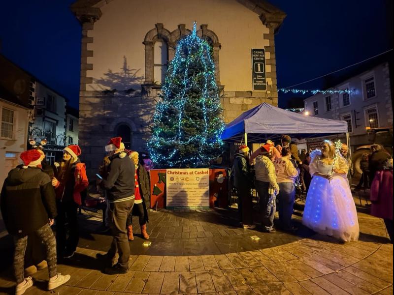 Tipperary community gathers for tree lighting and weekend Christmas market fun