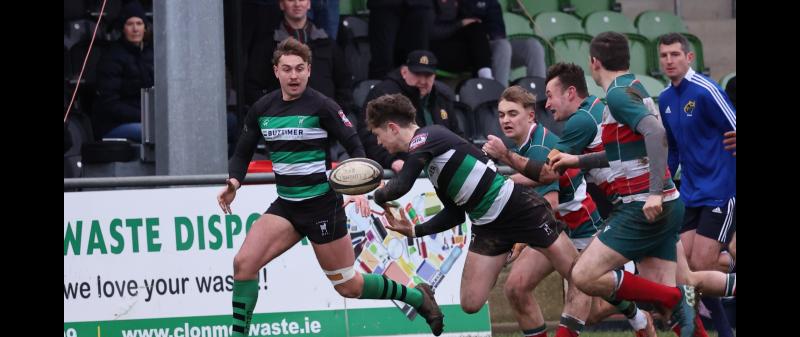 Clonmel heed their choir's rallying cry to stand up and fight!
