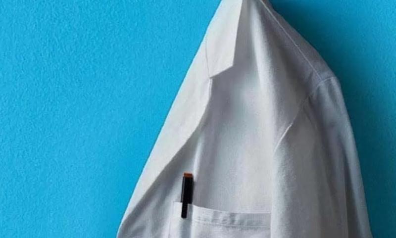 BAFTA-winning comedian performs hit NHS diaries show in Tipperary in early February 