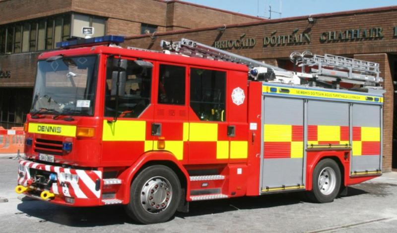 LATEST: Vehicle goes up in flames on M8 Northbound in Tipperary last night