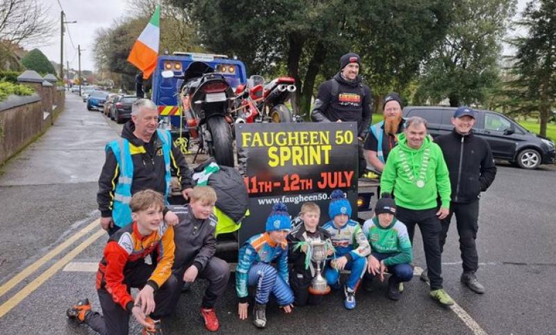 PICTURE: Faugheen 50 members receive Carrick-on-Suir St Patrick's Day Parade award