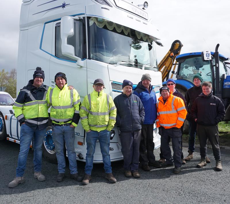 Blockade continues on M8 in Tipperary