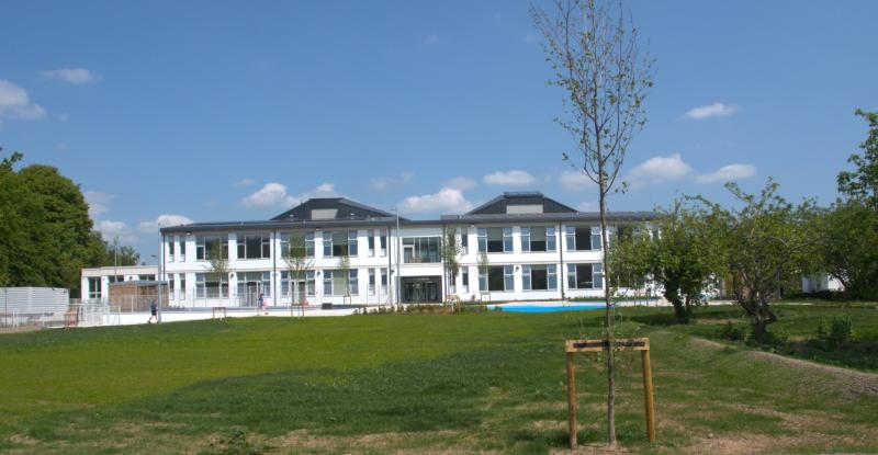 Tipperary Gaelscoil to celebrate official opening of its stunning new school building 