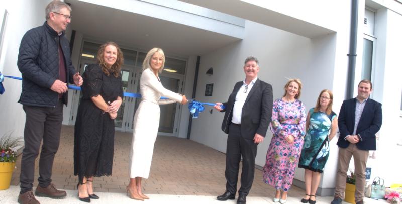 Joyful display of Irish culture by students at official opening of&nbsp; Tipperary gaelscoil