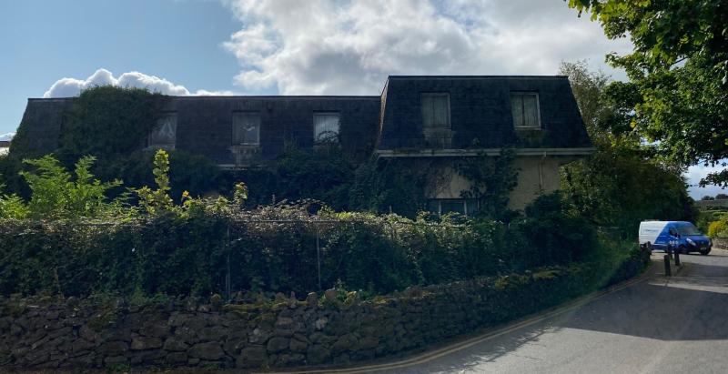 Landmark Dromineer hotel set for redevelopment as company signals intention to demolish it