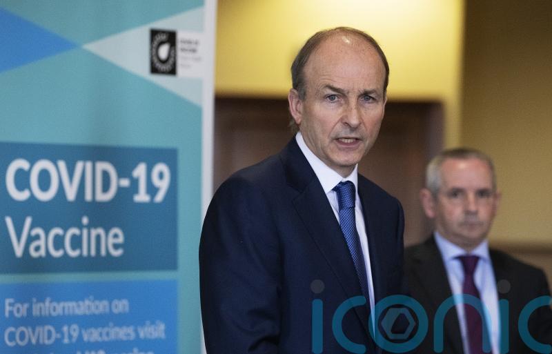 Tributes paid to outgoing HSE boss as Martin seeks &lsquo;top class replacement&rsquo;