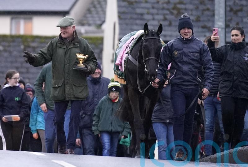 Hero's welcome for Galopin Des Champs in Carlow, as locals salute Gold Cup winner