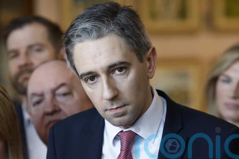 Simon Harris set to become Fine Gael leader as nominations close